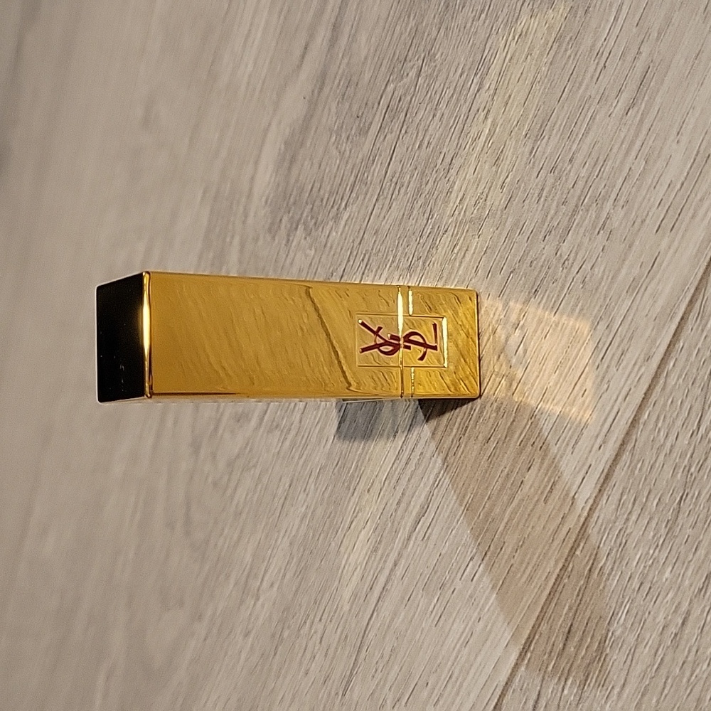 YSL mini lipstick in rouge pur couture